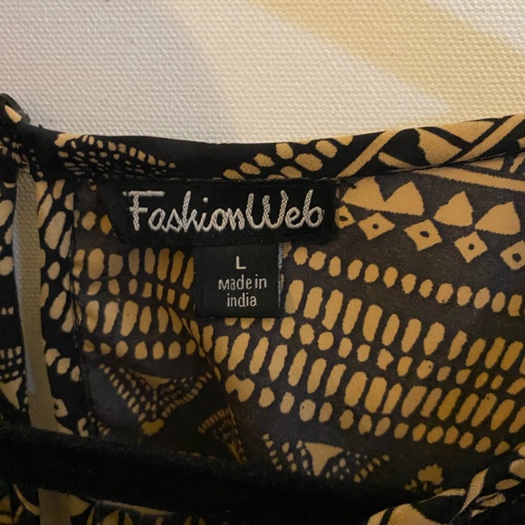 Aztec Pattern Boho Romper - Picture 3 of 4